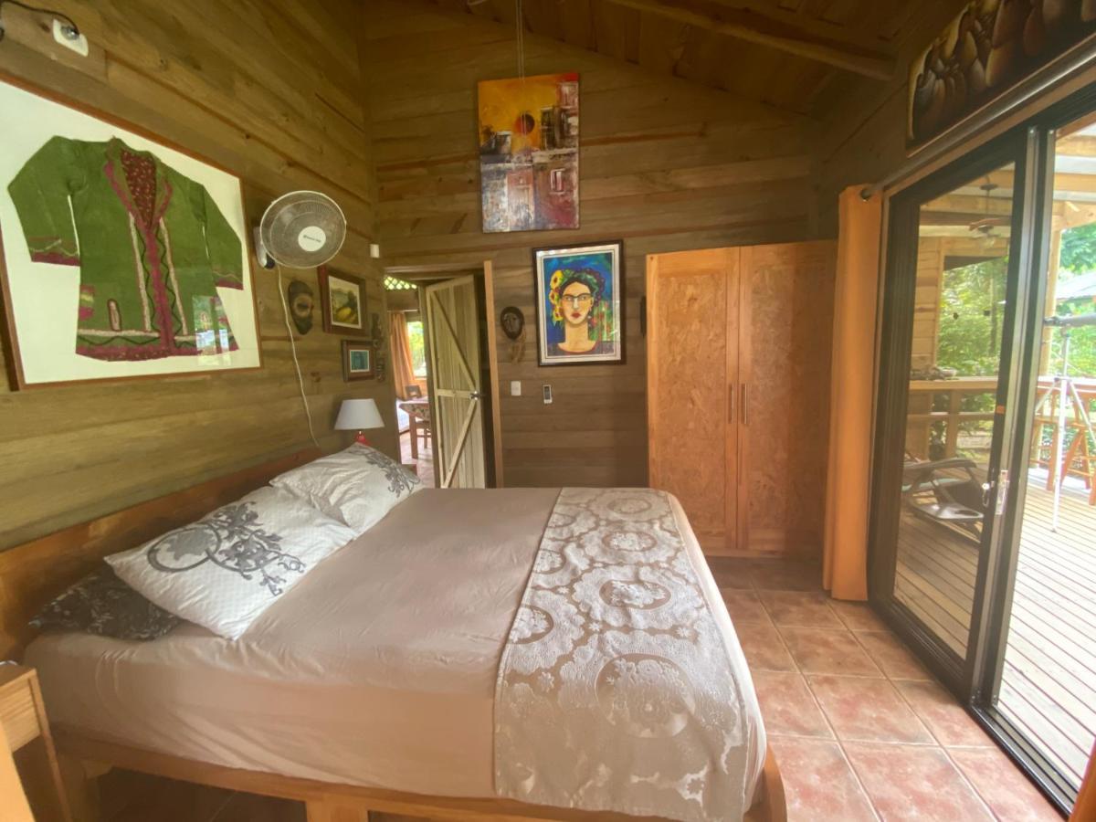 Uvita Oasis Retreat With Villa Cabins And Apartment Kültér fotó
