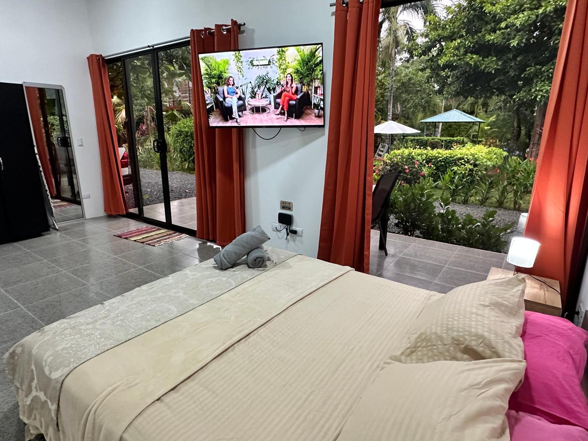 Uvita Oasis Retreat With Villa Cabins And Apartment Kültér fotó