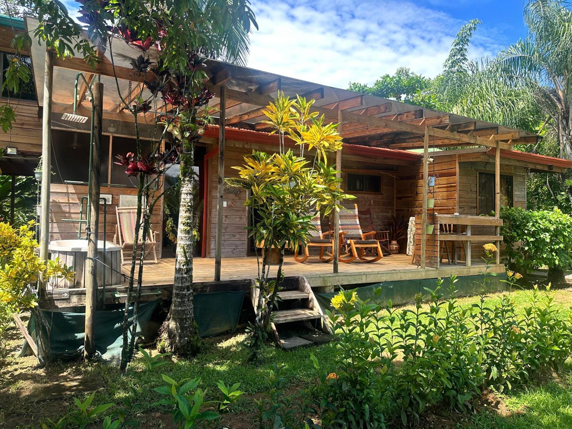 Uvita Oasis Retreat With Villa Cabins And Apartment Kültér fotó