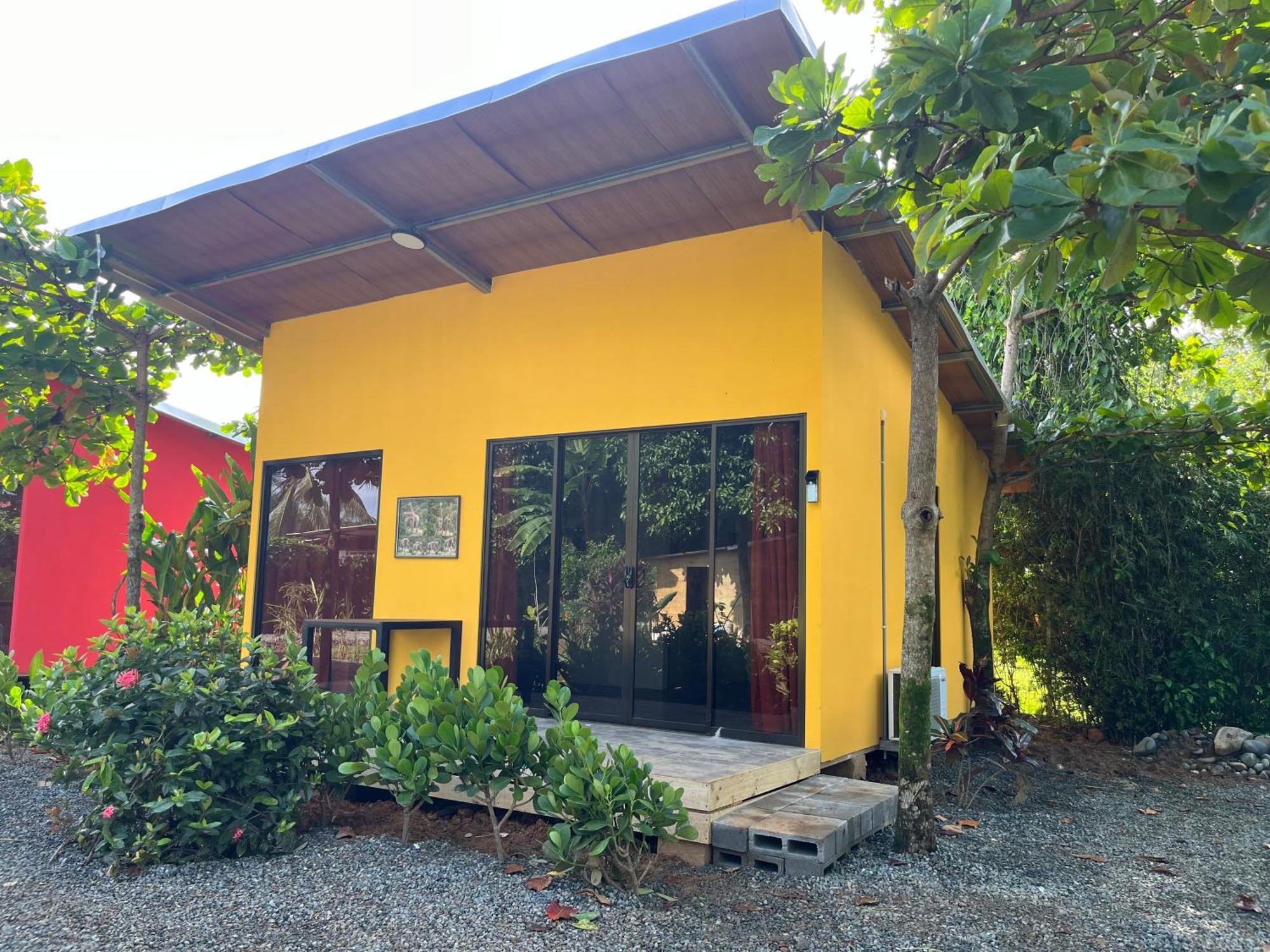 Uvita Oasis Retreat With Villa Cabins And Apartment Kültér fotó